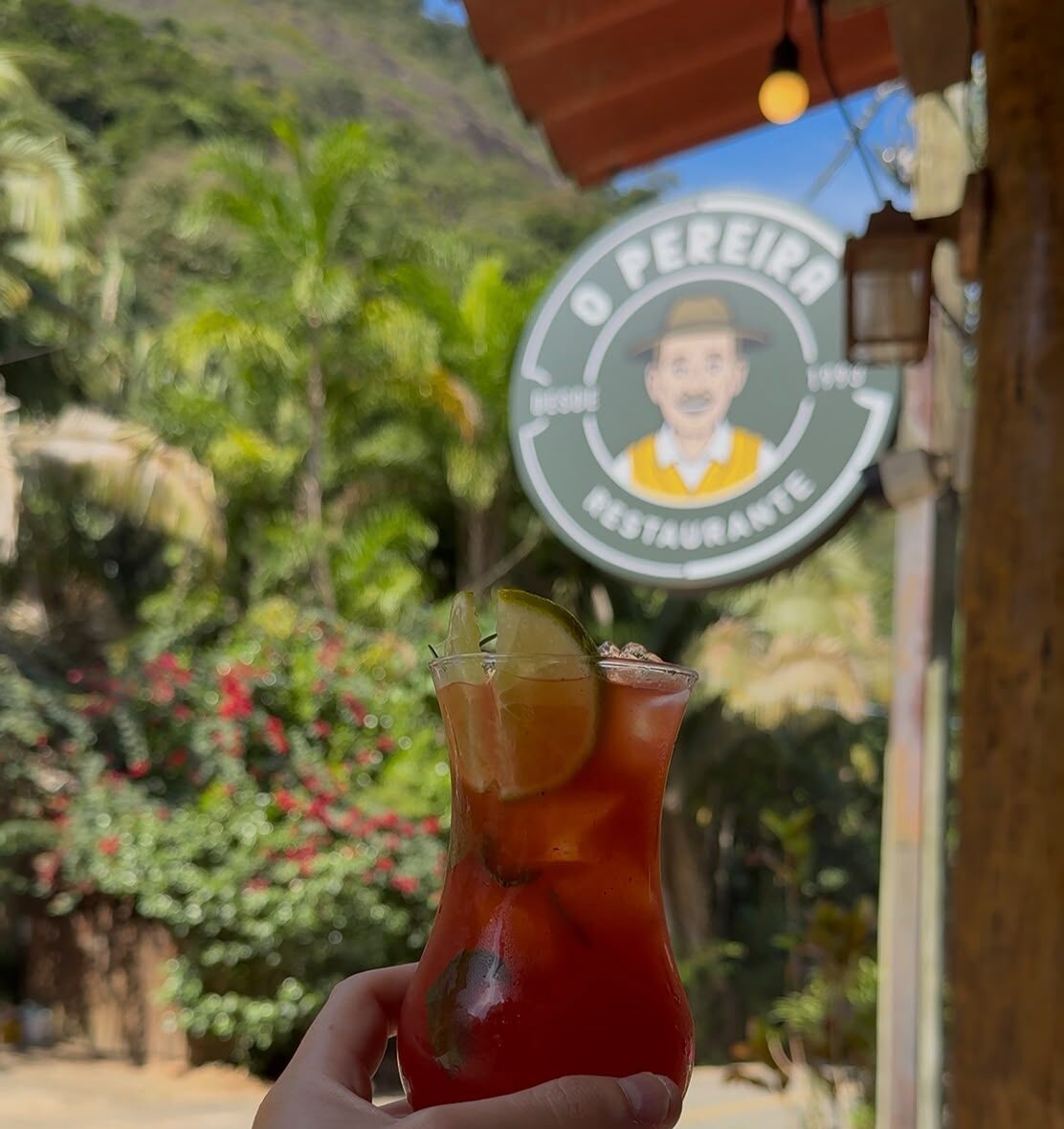 O PEREIRA, EM BUENOS AIRES, GUARAPARI: RESTAURANTE UNE NATUREZA, RIACHO, ESPAÇO KIDS E CARNES ESPECIAIS